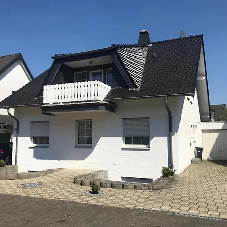 Apartment Haus Leisten Baesweiler